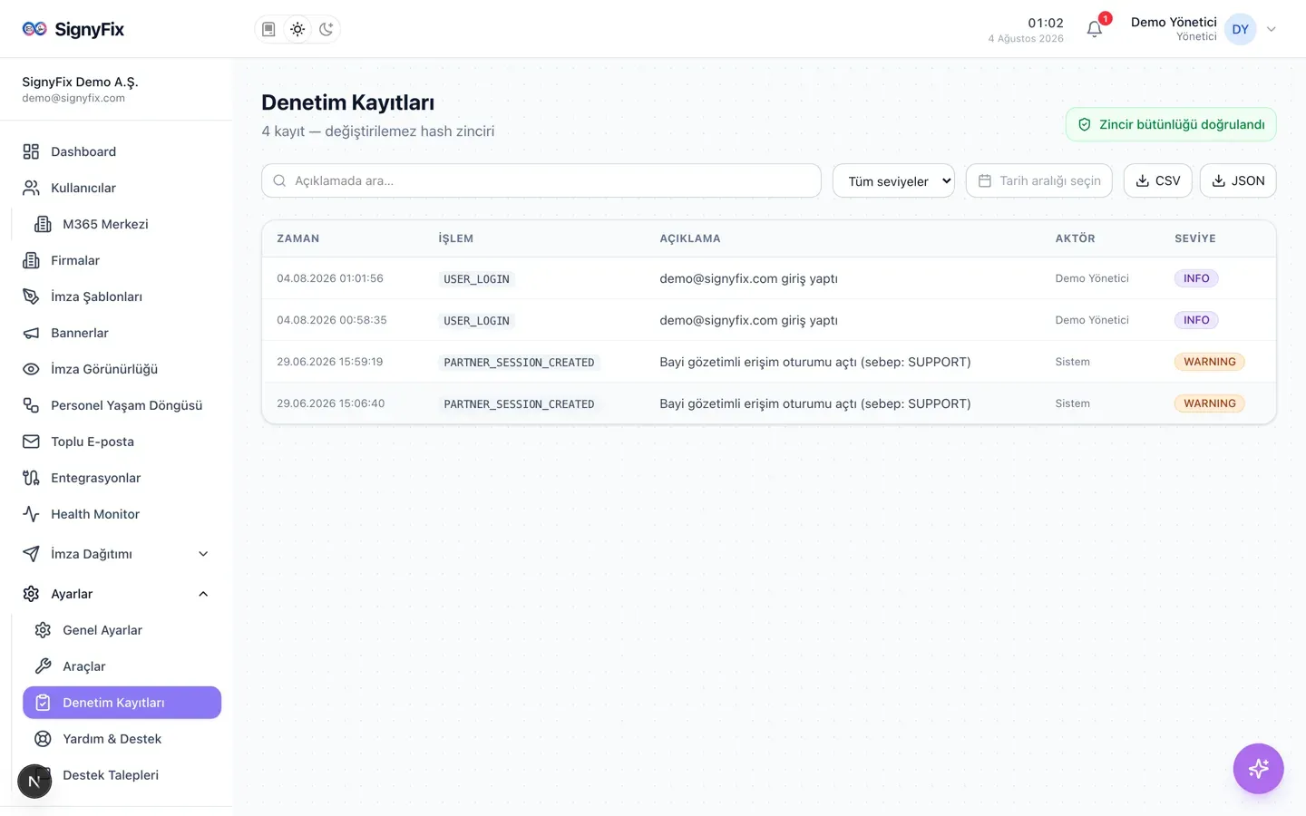 Denetim Kayıtları sayfası: arama kutusu, seviye filtresi, tarih aralığı, CSV/JSON dışa aktarım butonları ve INFO/WARNING seviyeli kayıt tablosu